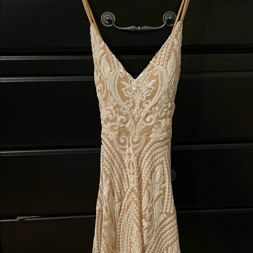 Nude dress perfect for date night